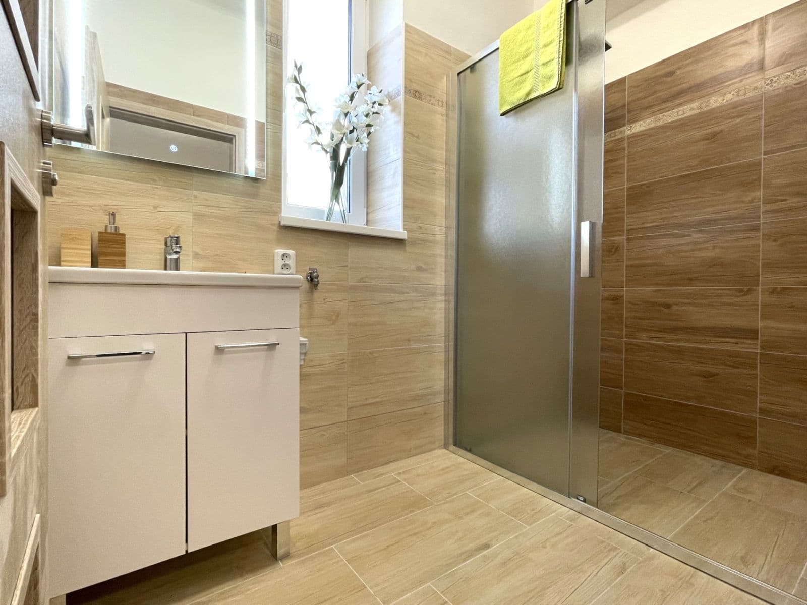 Pronájem domu 200 m², pozemek 700 m², Jiráskova, Frýdek-Místek, Moravskoslezský kraj Pronájem domu 200 m², pozemek 700 m², Jiráskova, Frýdek-Místek, Moravskoslezský kraj