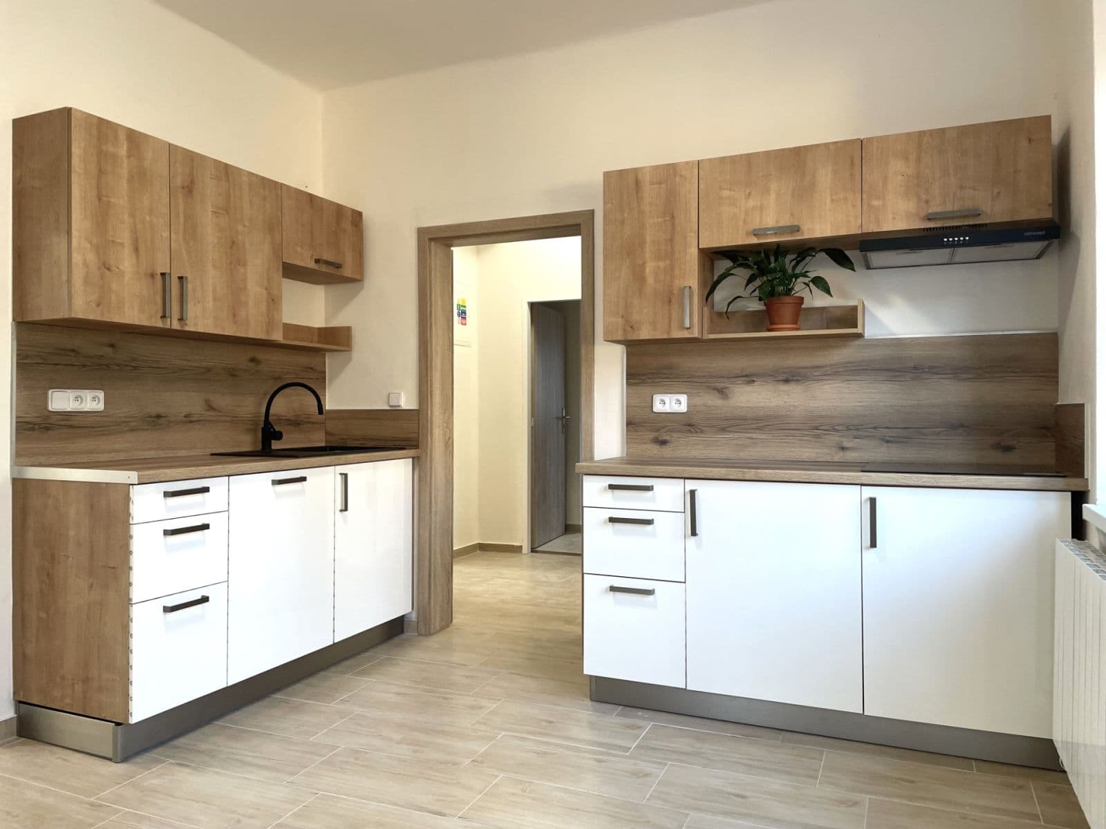 Pronájem domu 200 m², pozemek 700 m², Jiráskova, Frýdek-Místek, Moravskoslezský kraj Pronájem domu 200 m², pozemek 700 m², Jiráskova, Frýdek-Místek, Moravskoslezský kraj