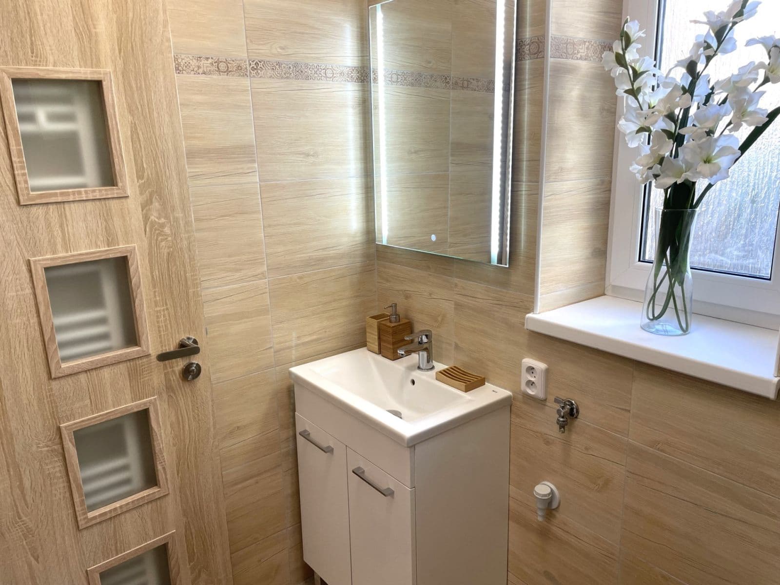 Pronájem domu 200 m², pozemek 700 m², Jiráskova, Frýdek-Místek, Moravskoslezský kraj Pronájem domu 200 m², pozemek 700 m², Jiráskova, Frýdek-Místek, Moravskoslezský kraj