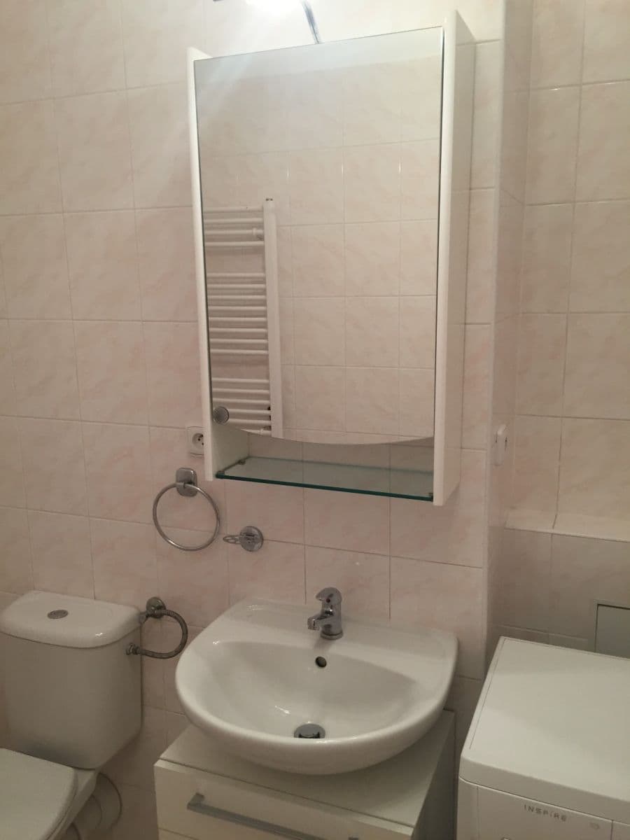 Pronájem bytu 2+kk 50 m², Pod Harfou, Praha, Praha Pronájem bytu 2+kk 50 m², Pod Harfou, Praha, Praha