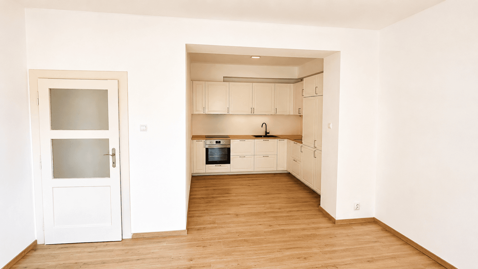 Pronájem bytu 2+kk 52 m², Biskupcova, Praha, Praha Pronájem bytu 2+kk 52 m², Biskupcova, Praha, Praha