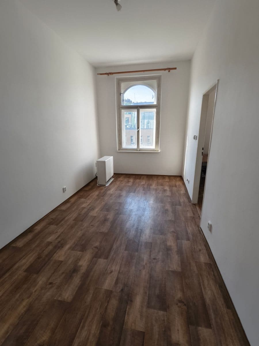 Pronájem bytu 2+1 50 m², Plzeňská, Praha, Praha Pronájem bytu 2+1 50 m², Plzeňská, Praha, Praha