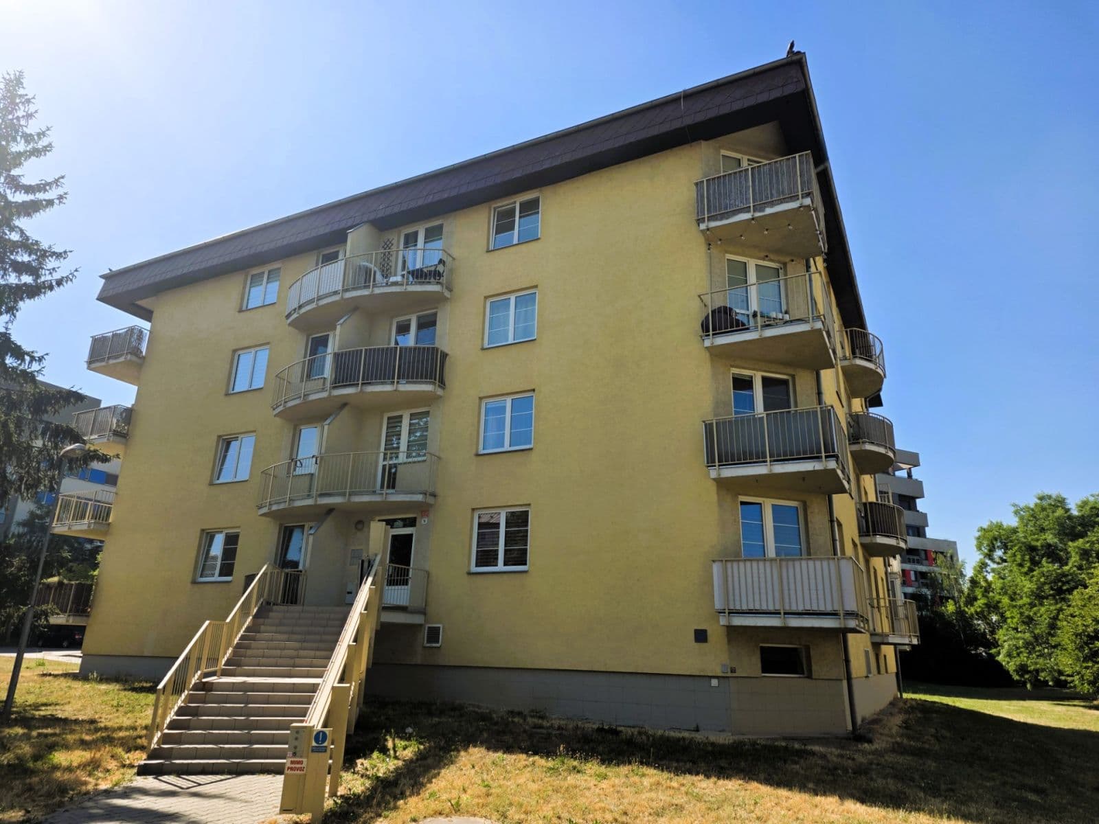 Prodej bytu 1+kk 28 m², gen. Píky, Olomouc, Olomoucký kraj Prodej bytu 1+kk 28 m², gen. Píky, Olomouc, Olomoucký kraj