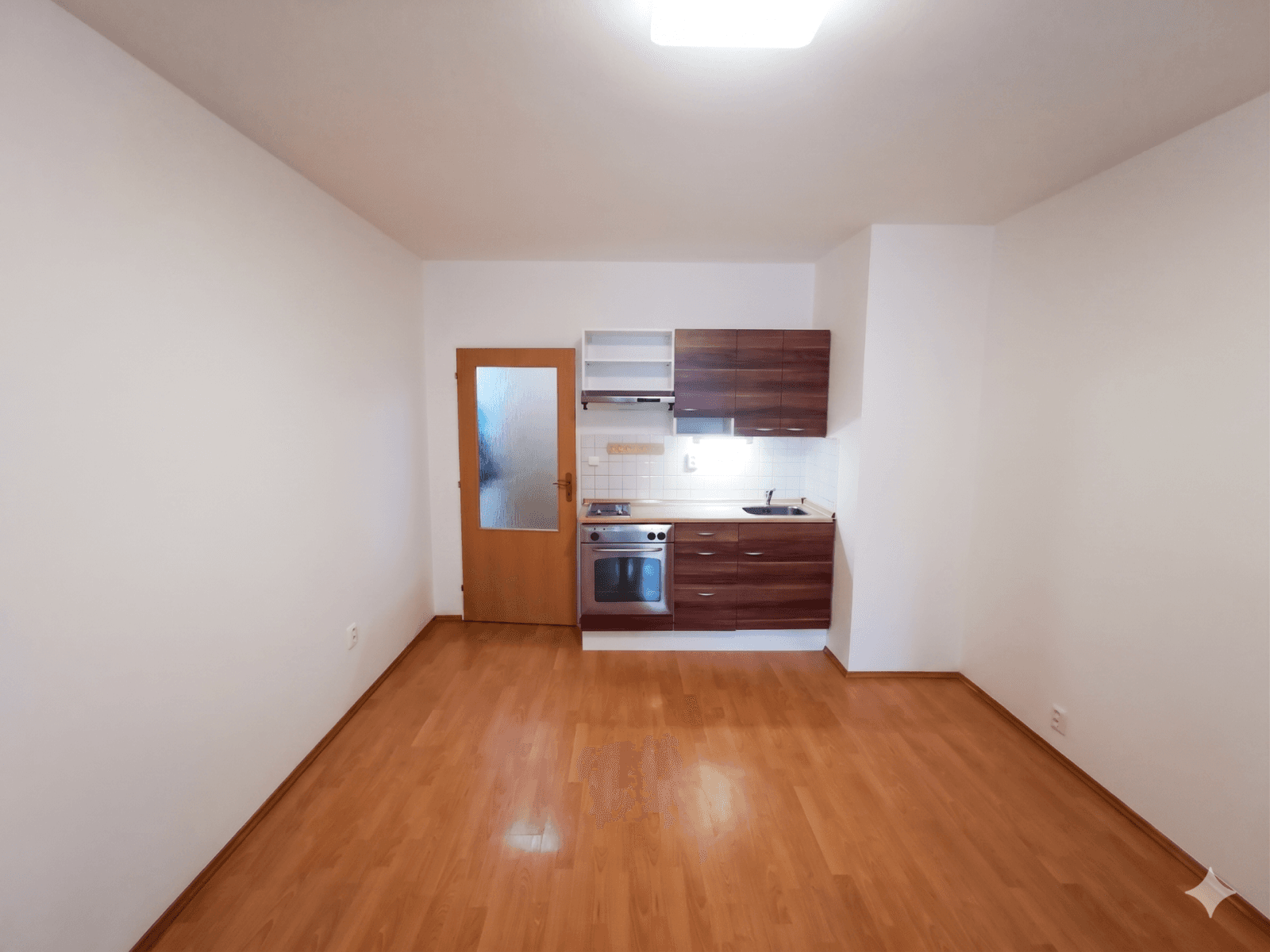 Prodej bytu 1+kk 28 m², gen. Píky, Olomouc, Olomoucký kraj Prodej bytu 1+kk 28 m², gen. Píky, Olomouc, Olomoucký kraj