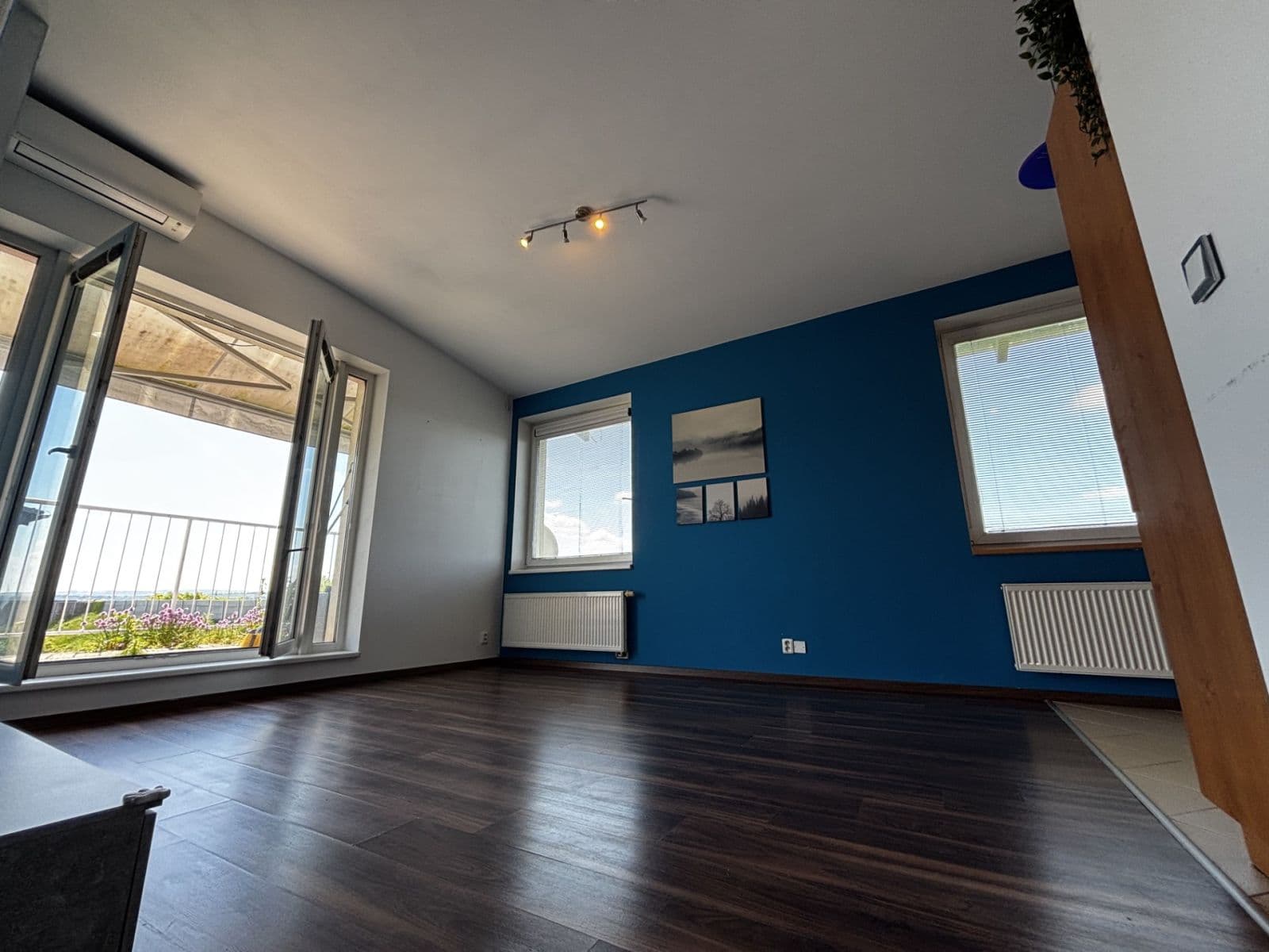 Pronájem bytu 2+kk 61 m², Pastevců, Praha, Praha Pronájem bytu 2+kk 61 m², Pastevců, Praha, Praha