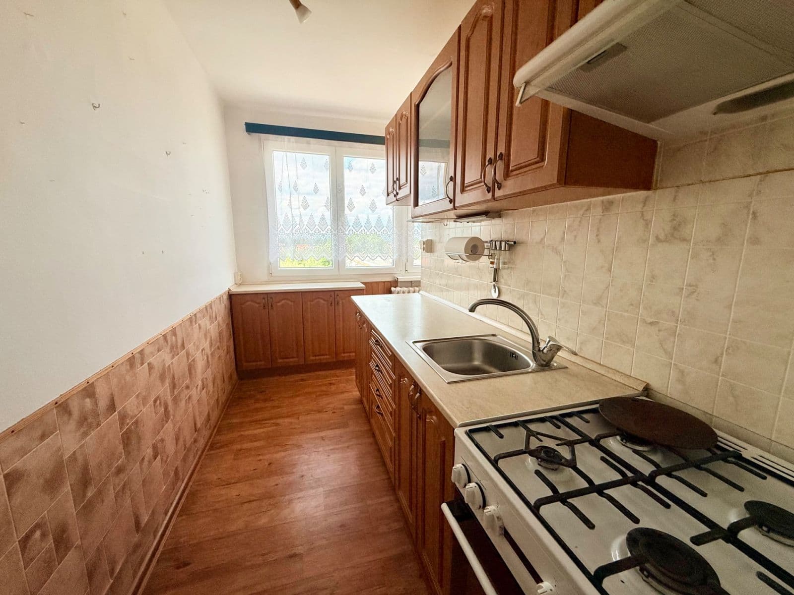 Prodej bytu 3+1 64 m², Severní, Hradec Králové, Královéhradecký kraj Prodej bytu 3+1 64 m², Severní, Hradec Králové, Královéhradecký kraj