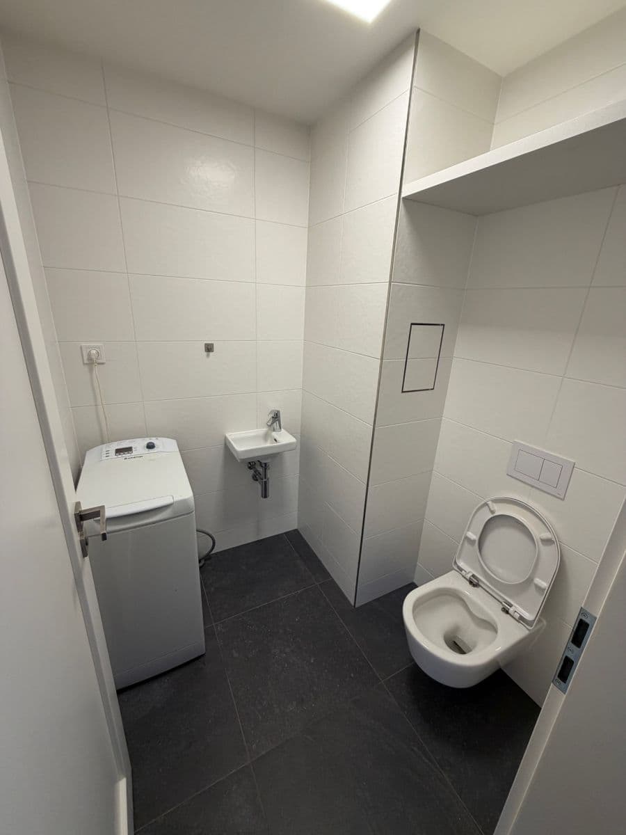 Pronájem bytu 2+kk 52 m², Limuzská, Praha, Praha Pronájem bytu 2+kk 52 m², Limuzská, Praha, Praha