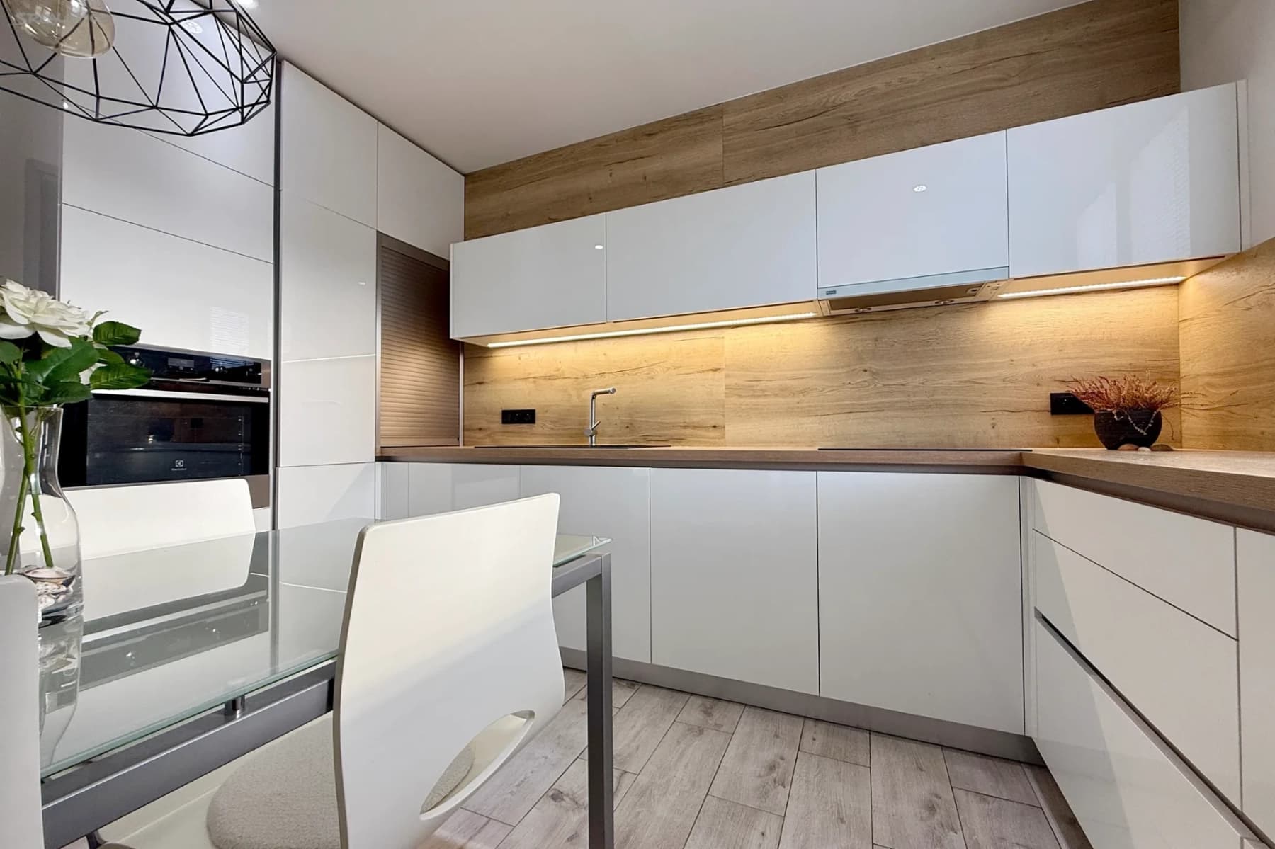 Pronájem bytu 3+1 75 m², Padělky VIII, Zlín, Zlínský kraj Pronájem bytu 3+1 75 m², Padělky VIII, Zlín, Zlínský kraj