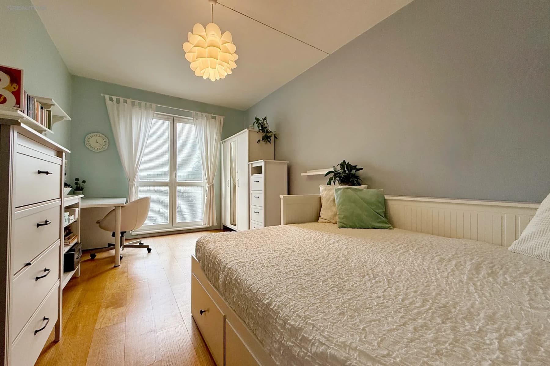 Pronájem bytu 3+1 75 m², Padělky VIII, Zlín, Zlínský kraj Pronájem bytu 3+1 75 m², Padělky VIII, Zlín, Zlínský kraj