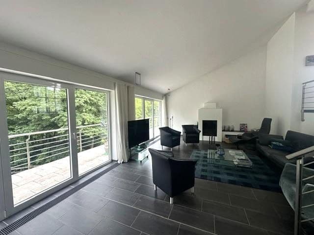 Prodej domu 214 m², pozemek 2.250 m², Lüdenscheid, Severní Porýní-Vestfálsko Prodej domu 214 m², pozemek 2.250 m², Lüdenscheid, Severní Porýní-Vestfálsko