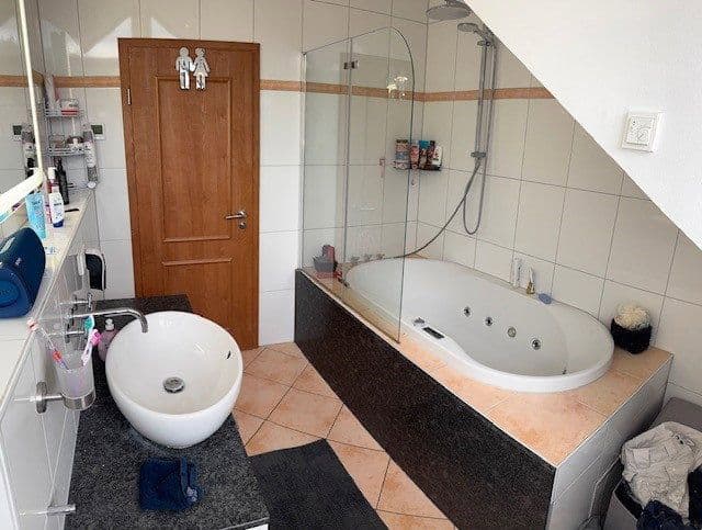 Prodej domu 153 m², pozemek 273 m², Seeheim-Jugenheim, Hessen Prodej domu 153 m², pozemek 273 m², Seeheim-Jugenheim, Hessen