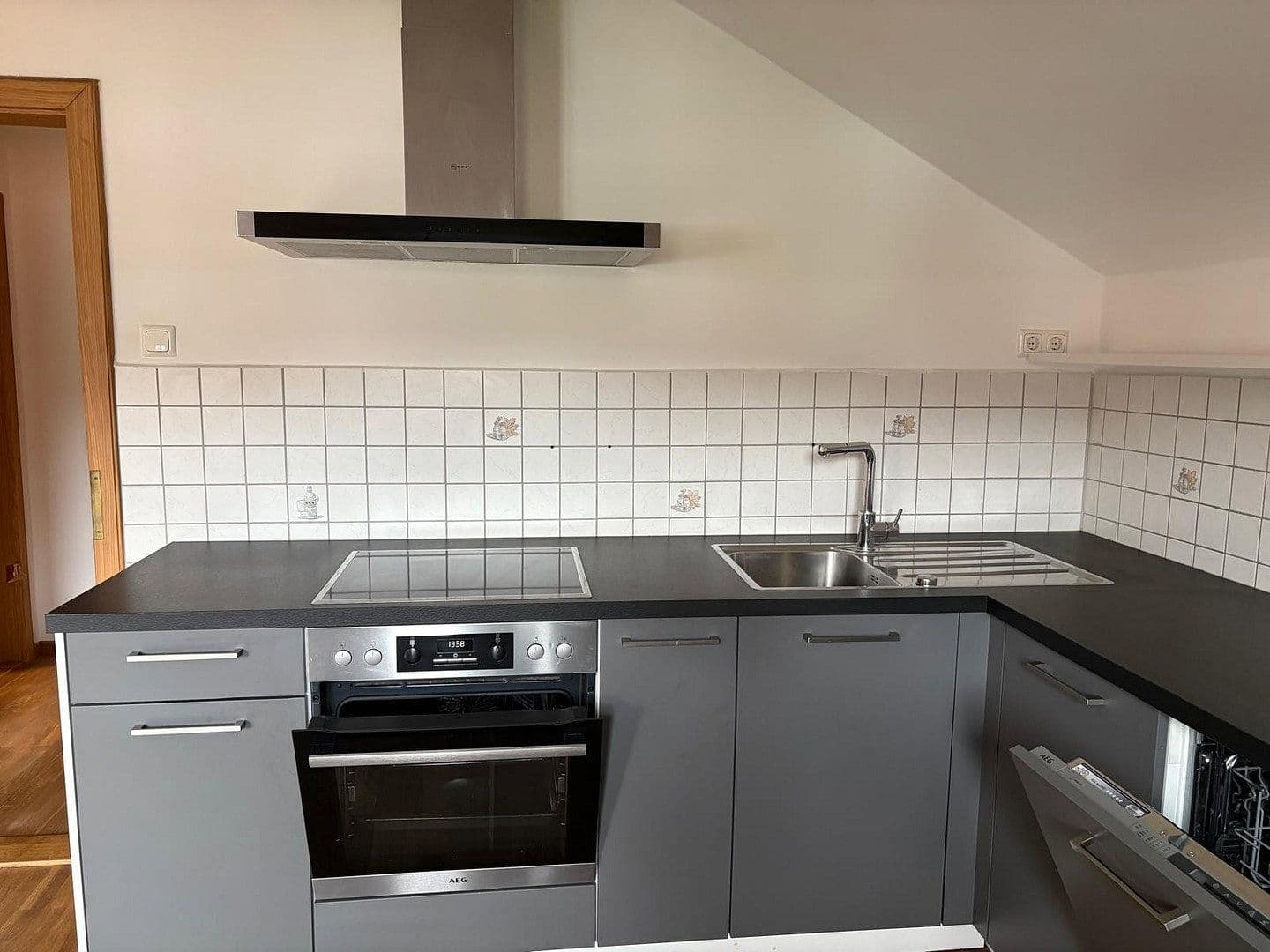 Pronájem domu 92 m², pozemek 600 m², Reichersbeuern, Bavorsko Pronájem domu 92 m², pozemek 600 m², Reichersbeuern, Bavorsko