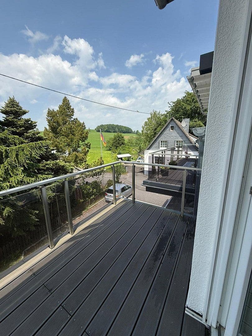 Pronájem bytu 3+1 75 m², Bergneustadt, Severní Porýní-Vestfálsko Pronájem bytu 3+1 75 m², Bergneustadt, Severní Porýní-Vestfálsko