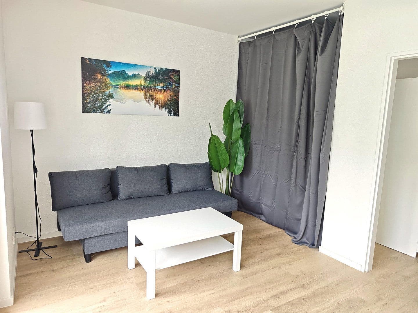 Pronájem bytu 1+1 33 m², Augustaanlage 40, Mannheim, Bádensko-Württembersko Pronájem bytu 1+1 33 m², Augustaanlage 40, Mannheim, Bádensko-Württembersko