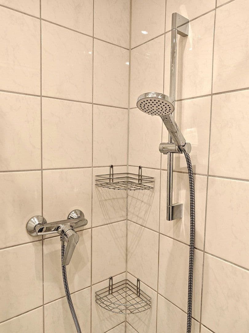 Pronájem bytu 1+1 33 m², Augustaanlage 40, Mannheim, Bádensko-Württembersko Pronájem bytu 1+1 33 m², Augustaanlage 40, Mannheim, Bádensko-Württembersko