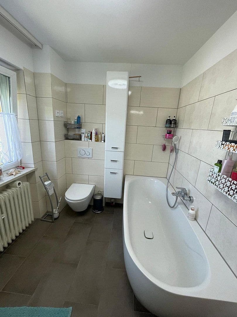 Prodej domu 135 m², pozemek 312 m², Kirchseeoner Weg 51, Kirchseeon, Bavorsko Prodej domu 135 m², pozemek 312 m², Kirchseeoner Weg 51, Kirchseeon, Bavorsko