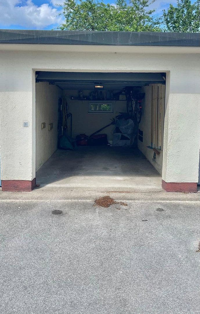 Prodej domu 135 m², pozemek 312 m², Kirchseeoner Weg 51, Kirchseeon, Bavorsko Prodej domu 135 m², pozemek 312 m², Kirchseeoner Weg 51, Kirchseeon, Bavorsko
