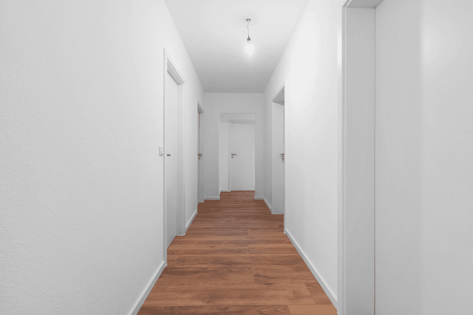Pronájem bytu 82 m², Im Mainfeld 40, Frankfurt am Main, Hessen Pronájem bytu 82 m², Im Mainfeld 40, Frankfurt am Main, Hessen