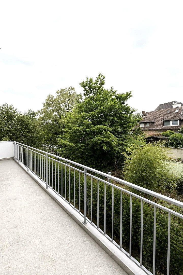 Pronájem bytu 3+kk 77 m², Hattinger Str. 82, Bochum, Severní Porýní-Vestfálsko Pronájem bytu 3+kk 77 m², Hattinger Str. 82, Bochum, Severní Porýní-Vestfálsko