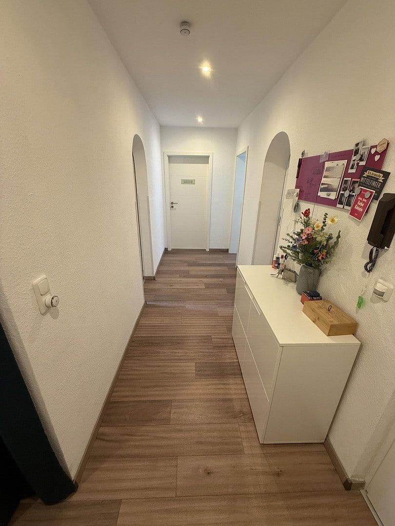 Prodej bytu 3+1 68 m², Mertener Straße 9, Brühl, Severní Porýní-Vestfálsko Prodej bytu 3+1 68 m², Mertener Straße 9, Brühl, Severní Porýní-Vestfálsko