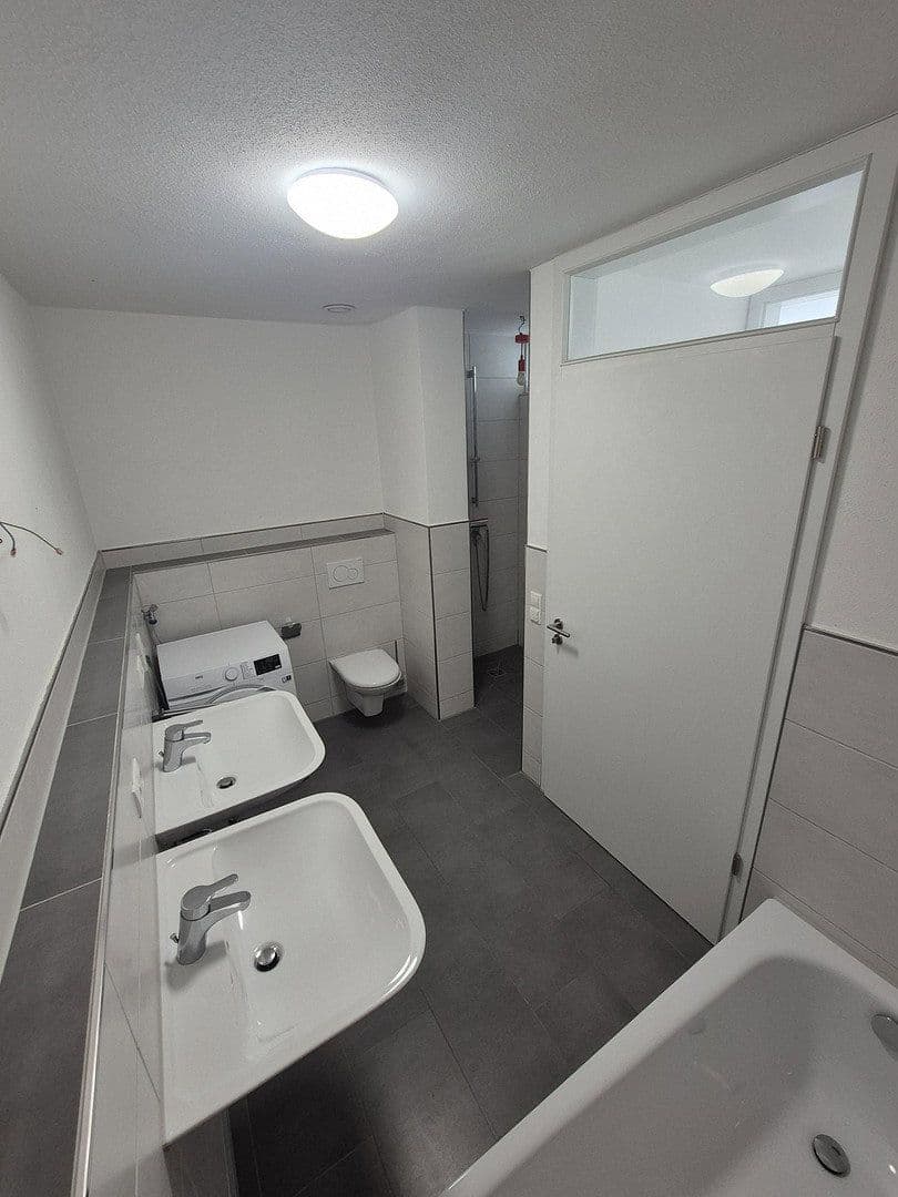 Pronájem bytu 3+1 86 m², Industriestrasse 1, Ergoldsbach, Bavorsko Pronájem bytu 3+1 86 m², Industriestrasse 1, Ergoldsbach, Bavorsko