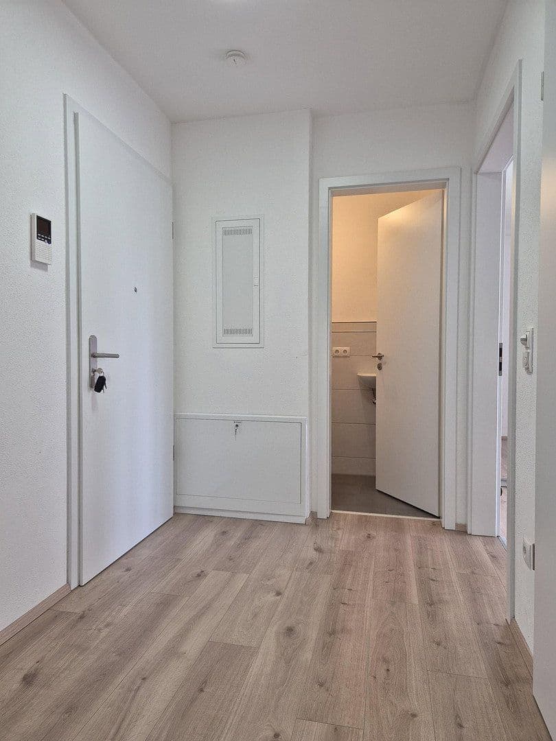 Pronájem bytu 3+1 86 m², Industriestrasse 1, Ergoldsbach, Bavorsko Pronájem bytu 3+1 86 m², Industriestrasse 1, Ergoldsbach, Bavorsko