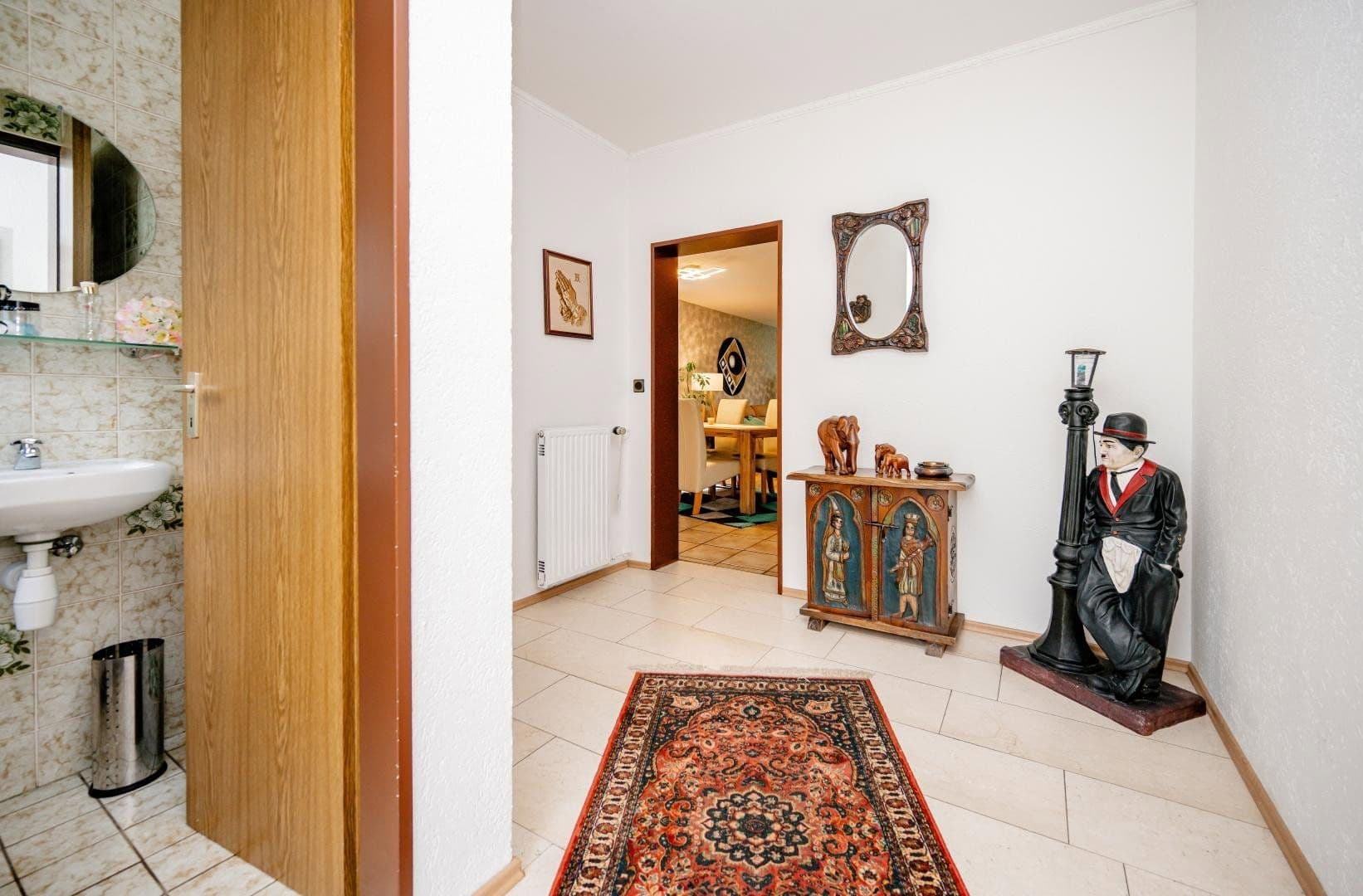 Prodej domu 113 m², pozemek 564 m², Marl, Severní Porýní-Vestfálsko Prodej domu 113 m², pozemek 564 m², Marl, Severní Porýní-Vestfálsko