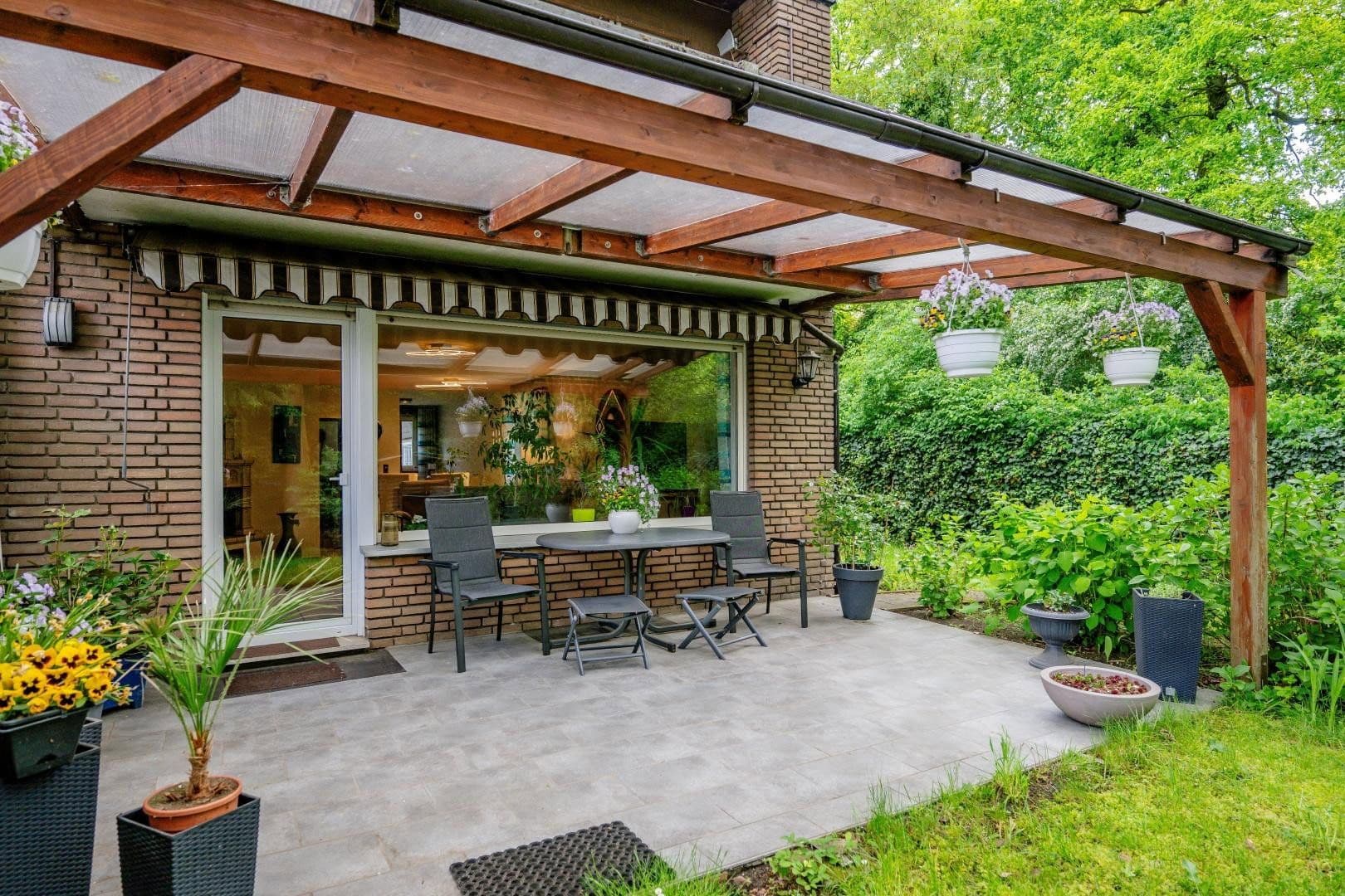 Prodej domu 113 m², pozemek 564 m², Marl, Severní Porýní-Vestfálsko Prodej domu 113 m², pozemek 564 m², Marl, Severní Porýní-Vestfálsko