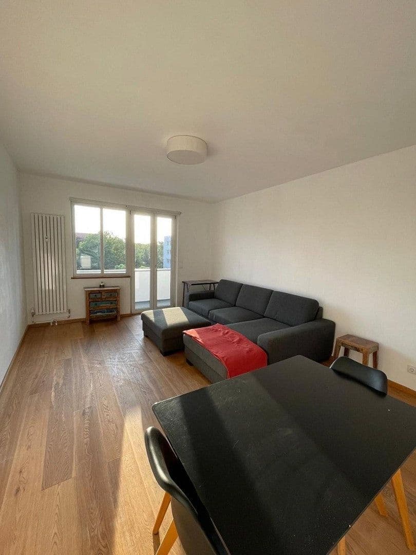 Pronájem bytu 2+1 53 m², Berlin, Berlín Pronájem bytu 2+1 53 m², Berlin, Berlín