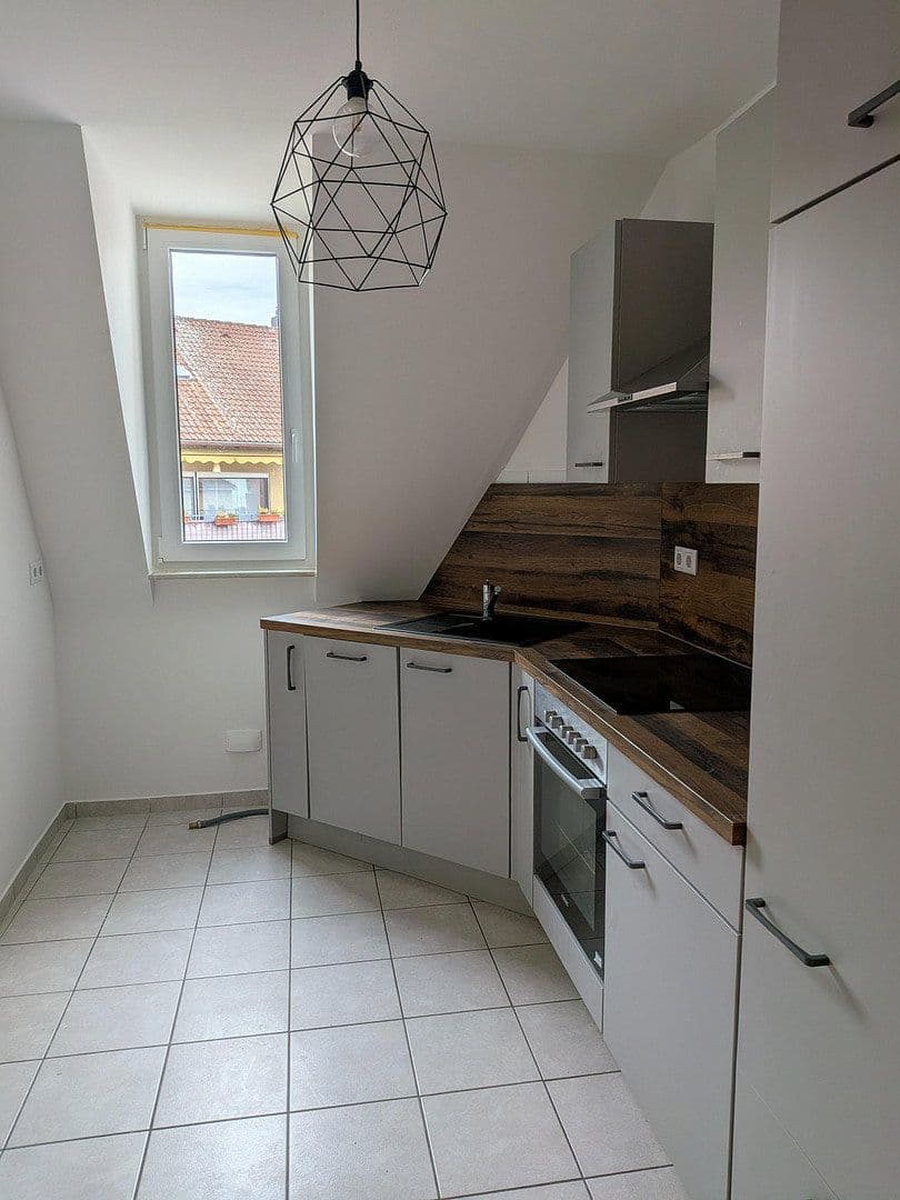 Pronájem bytu 3+1 65 m², Nürnberg, Bavorsko Pronájem bytu 3+1 65 m², Nürnberg, Bavorsko