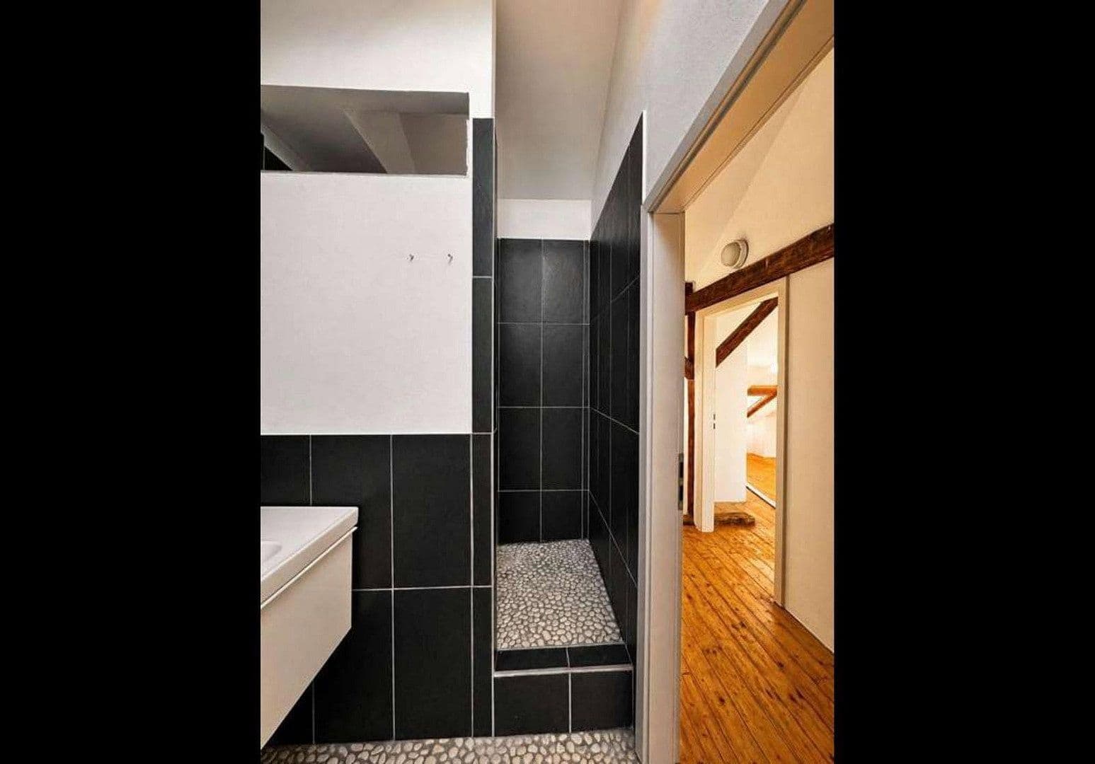 Pronájem bytu 4+1 105 m², Yorckstr, Düsseldorf, Severní Porýní-Vestfálsko Pronájem bytu 4+1 105 m², Yorckstr, Düsseldorf, Severní Porýní-Vestfálsko