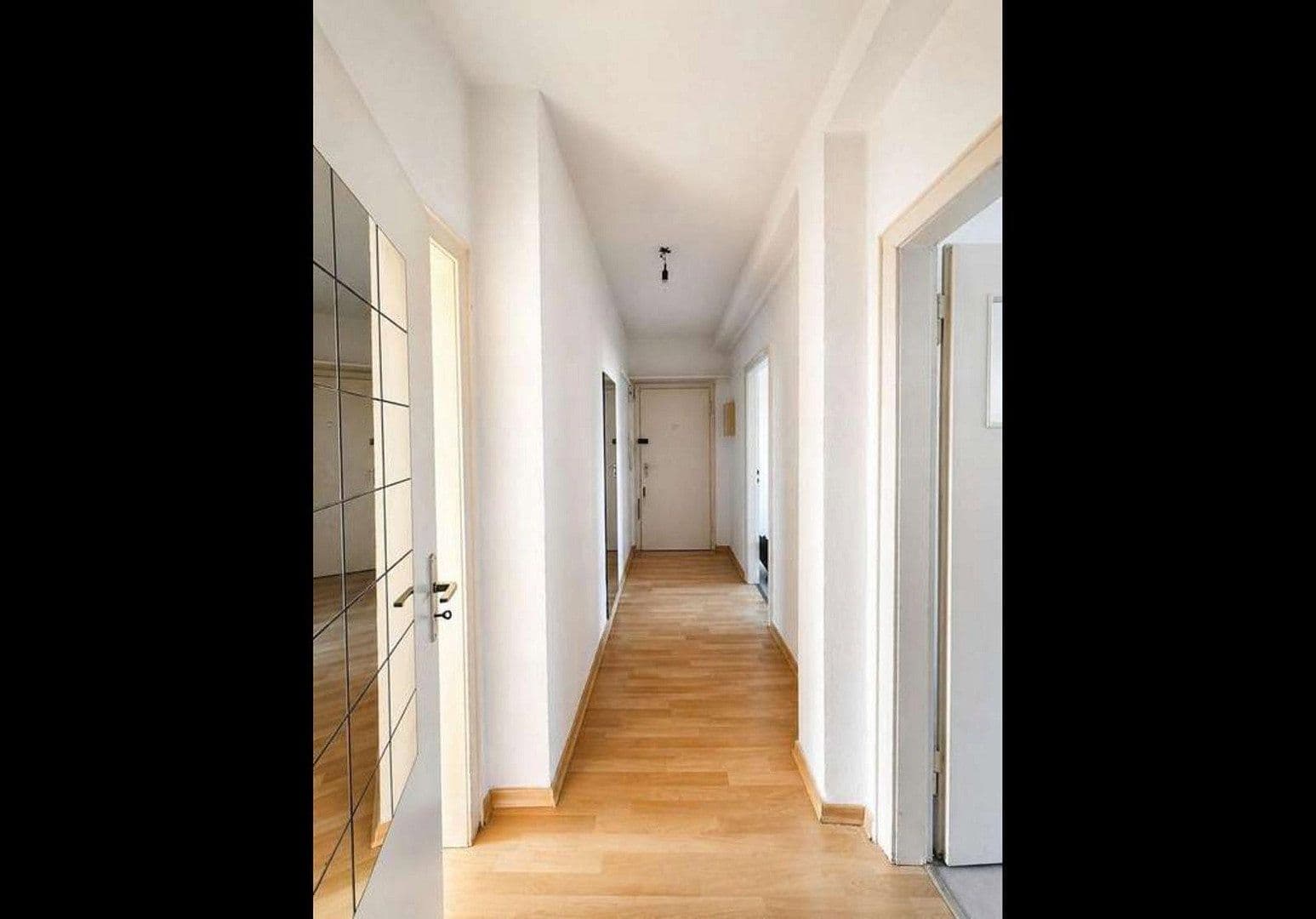 Pronájem bytu 4+1 105 m², Yorckstr, Düsseldorf, Severní Porýní-Vestfálsko Pronájem bytu 4+1 105 m², Yorckstr, Düsseldorf, Severní Porýní-Vestfálsko