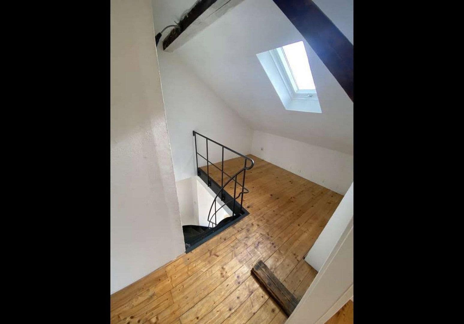 Pronájem bytu 4+1 105 m², Yorckstr, Düsseldorf, Severní Porýní-Vestfálsko Pronájem bytu 4+1 105 m², Yorckstr, Düsseldorf, Severní Porýní-Vestfálsko