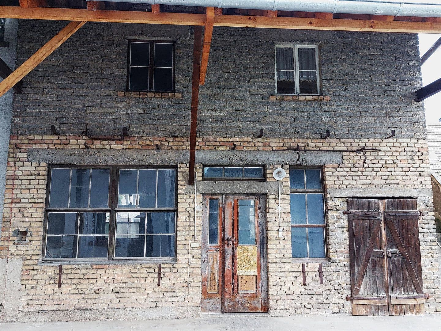 Prodej domu 117 m², pozemek 465 m², Langenlonsheim, Porýní-Falc Prodej domu 117 m², pozemek 465 m², Langenlonsheim, Porýní-Falc