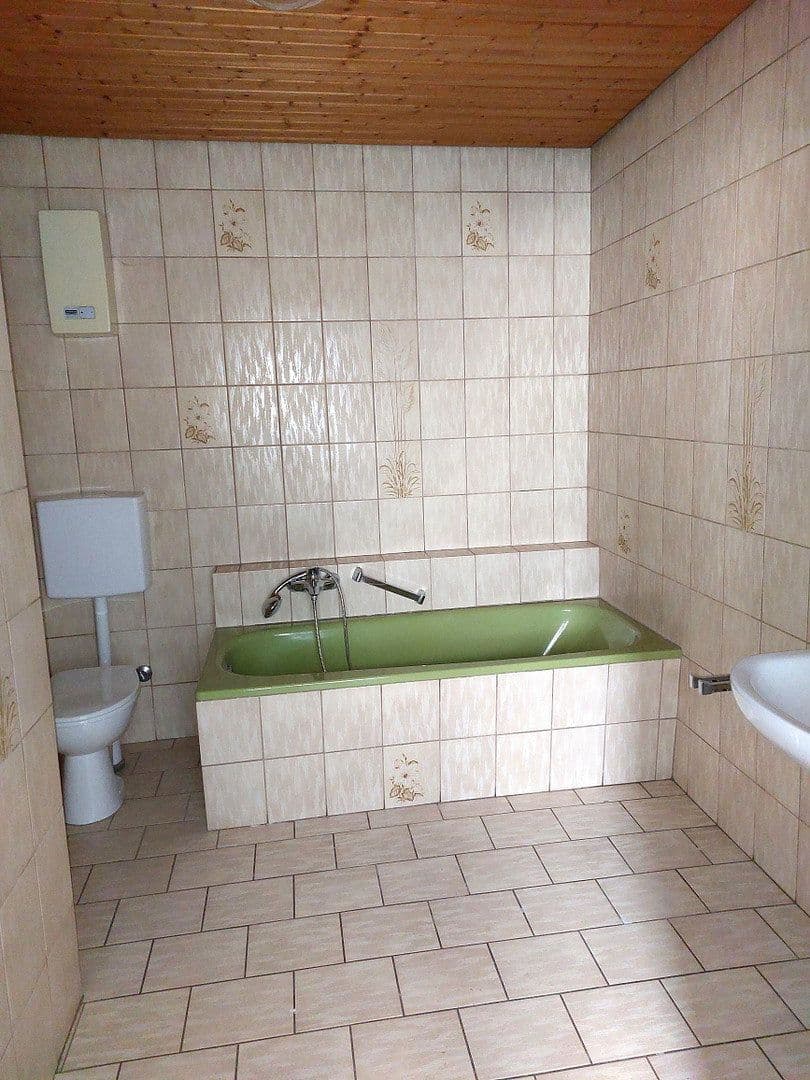 Prodej domu 117 m², pozemek 465 m², Langenlonsheim, Porýní-Falc Prodej domu 117 m², pozemek 465 m², Langenlonsheim, Porýní-Falc