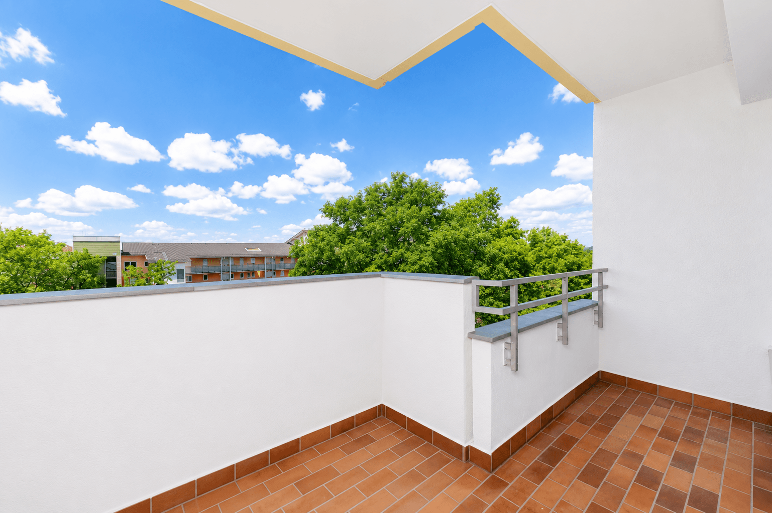 Prodej bytu 2+1 60 m², Wittelsbacherstraße 38, Germering, Bavorsko Prodej bytu 2+1 60 m², Wittelsbacherstraße 38, Germering, Bavorsko