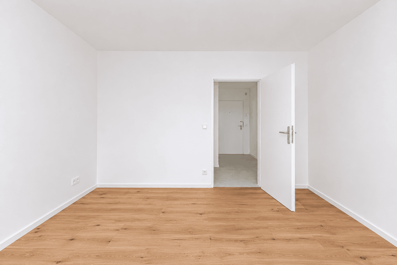 Prodej bytu 2+1 60 m², Wittelsbacherstraße 38, Germering, Bavorsko Prodej bytu 2+1 60 m², Wittelsbacherstraße 38, Germering, Bavorsko