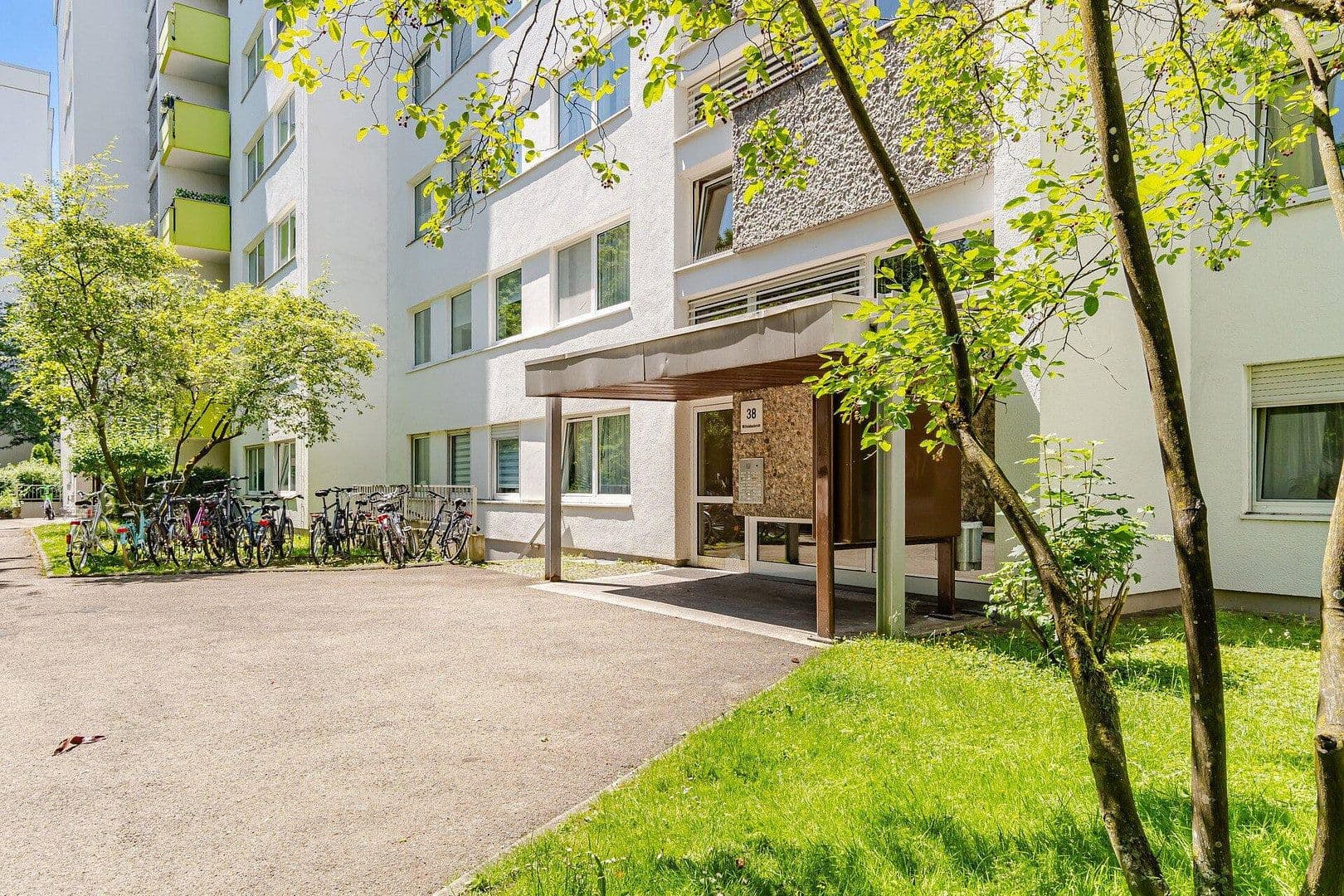 Prodej bytu 2+1 60 m², Wittelsbacherstraße 38, Germering, Bavorsko Prodej bytu 2+1 60 m², Wittelsbacherstraße 38, Germering, Bavorsko