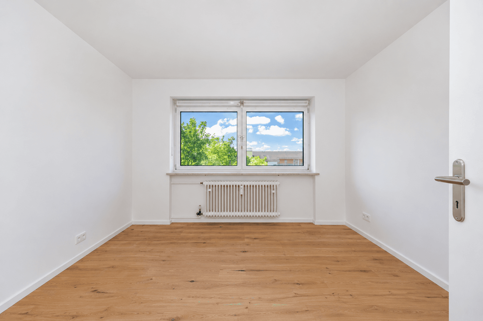 Prodej bytu 2+1 60 m², Wittelsbacherstraße 38, Germering, Bavorsko Prodej bytu 2+1 60 m², Wittelsbacherstraße 38, Germering, Bavorsko