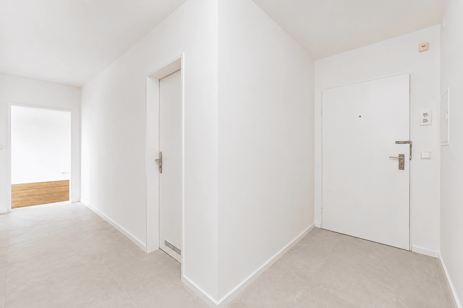 Prodej bytu 2+1 60 m², Wittelsbacherstraße 38, Germering, Bavorsko Prodej bytu 2+1 60 m², Wittelsbacherstraße 38, Germering, Bavorsko