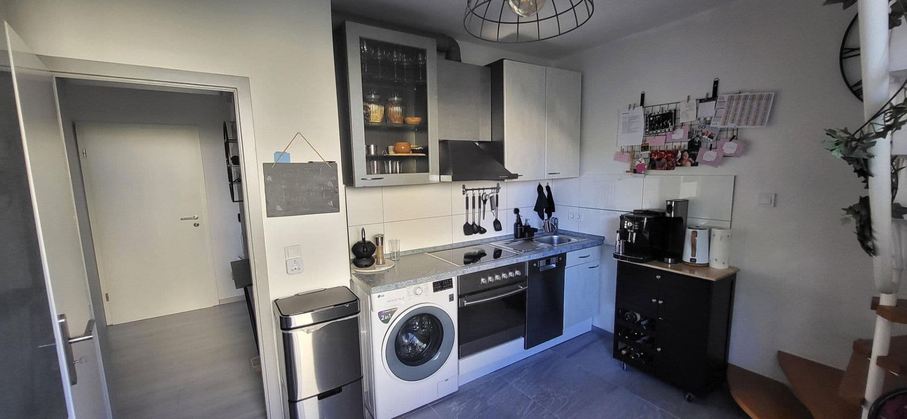 Pronájem bytu 3+1 80 m², Oberer Wingertweg 8, Baden-Württemberg - Pforzheim, Bádensko-Württembersko Pronájem bytu 3+1 80 m², Oberer Wingertweg 8, Baden-Württemberg - Pforzheim, Bádensko-Württembersko