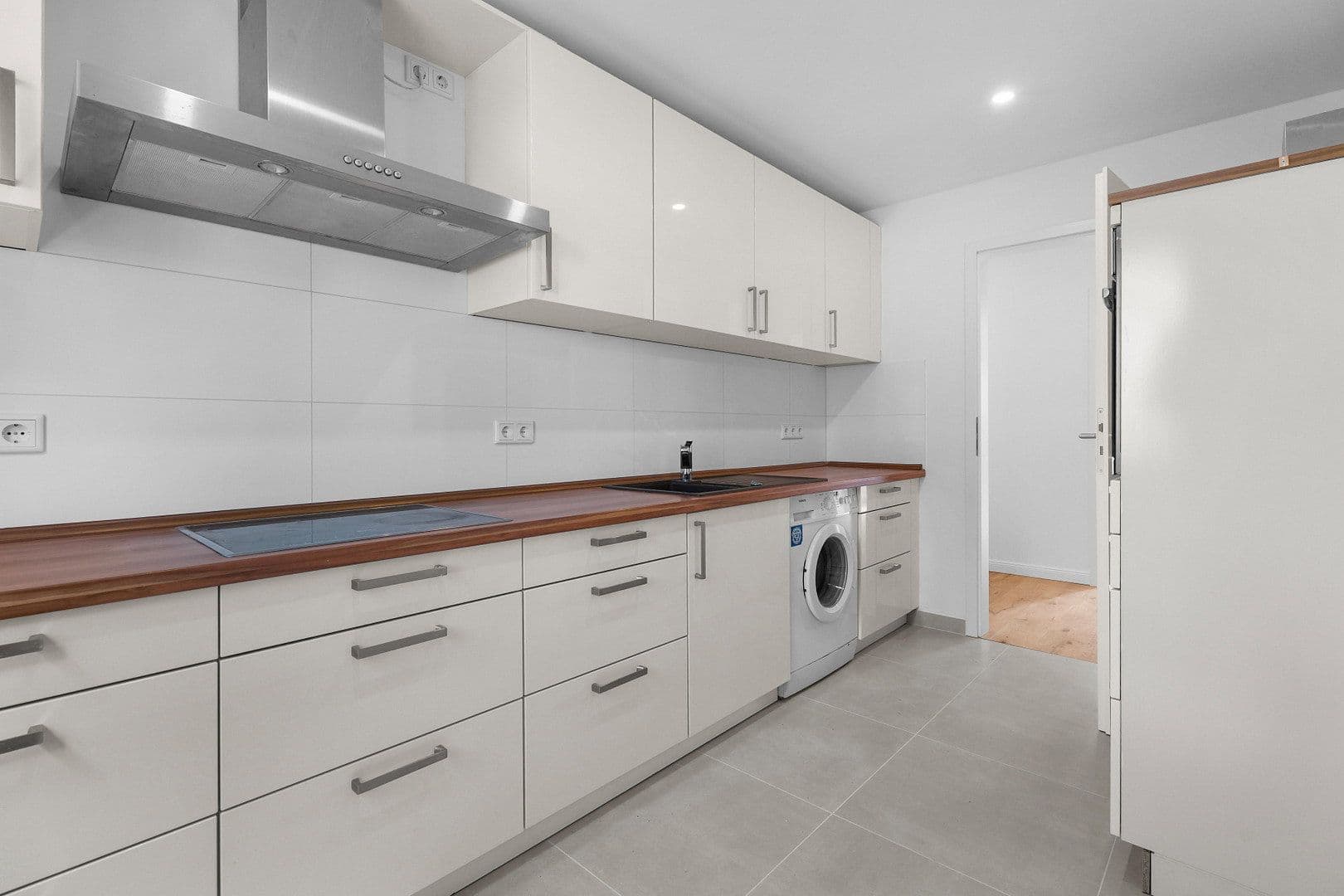 Pronájem bytu 4+1 85 m², Bremen, Bremen Pronájem bytu 4+1 85 m², Bremen, Bremen
