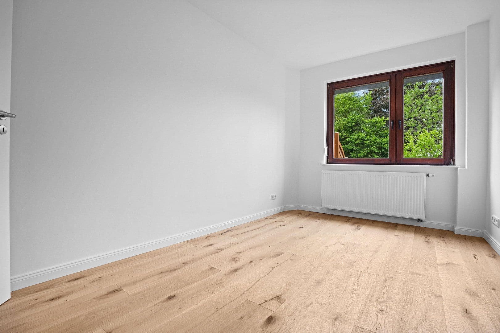 Pronájem bytu 4+1 85 m², Bremen, Bremen Pronájem bytu 4+1 85 m², Bremen, Bremen