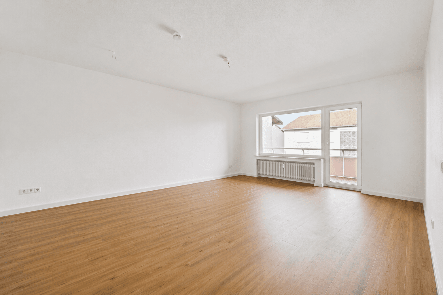 Pronájem bytu 3+1 86 m², Wiesbaden, Hessen Pronájem bytu 3+1 86 m², Wiesbaden, Hessen