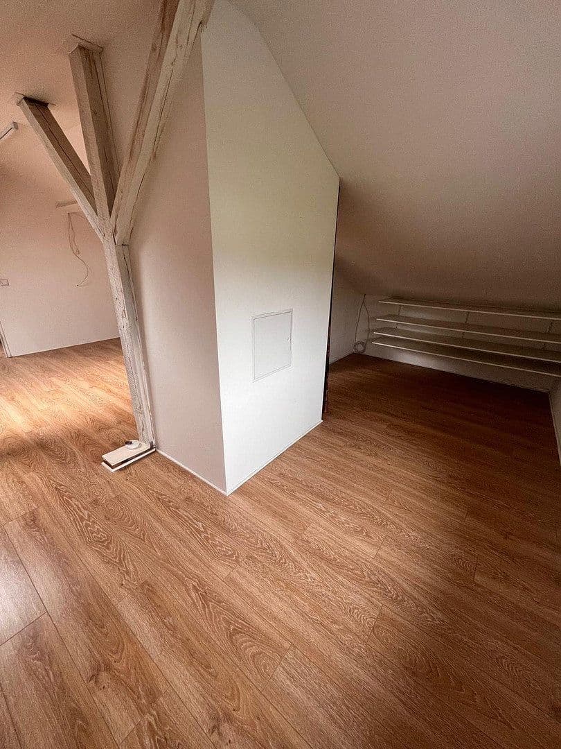 Pronájem domu 125 m², pozemek 1 m², Roßbach (Wied), Porýní-Falc Pronájem domu 125 m², pozemek 1 m², Roßbach (Wied), Porýní-Falc