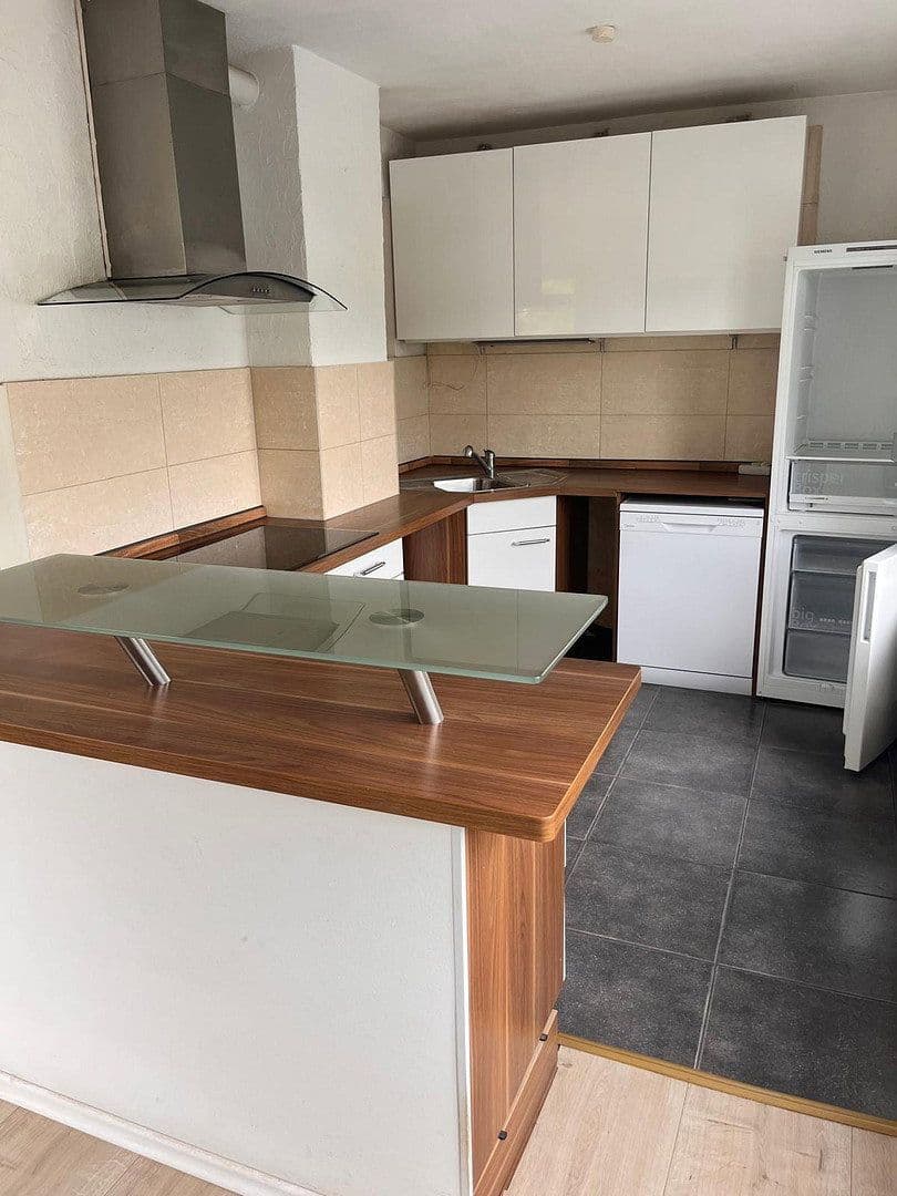 Pronájem domu 125 m², pozemek 1 m², Roßbach (Wied), Porýní-Falc Pronájem domu 125 m², pozemek 1 m², Roßbach (Wied), Porýní-Falc