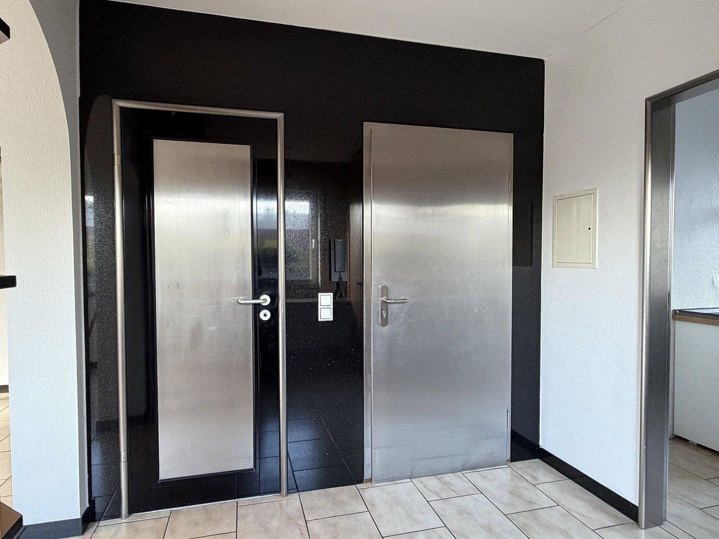 Prodej bytu 3+kk 105 m², Oberhausen, Severní Porýní-Vestfálsko Prodej bytu 3+kk 105 m², Oberhausen, Severní Porýní-Vestfálsko