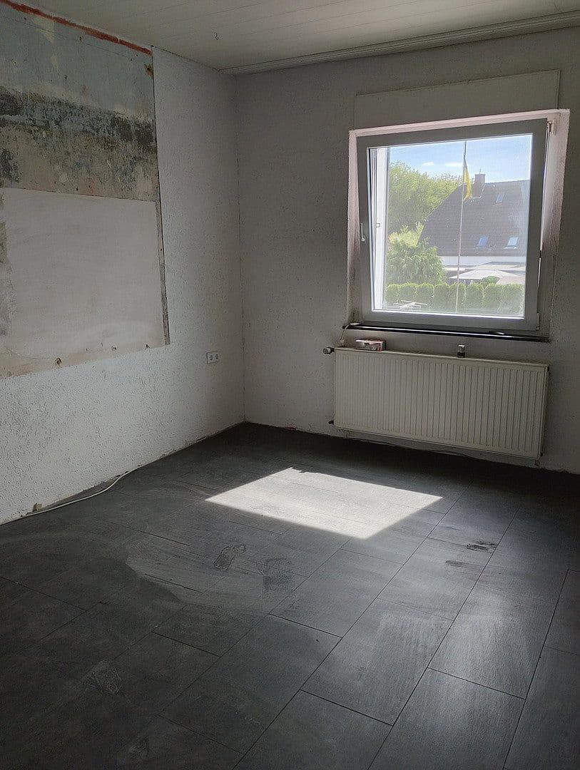 Prodej domu 83 m², pozemek 317 m², Emmistr. 13, Lünen, Severní Porýní-Vestfálsko Prodej domu 83 m², pozemek 317 m², Emmistr. 13, Lünen, Severní Porýní-Vestfálsko