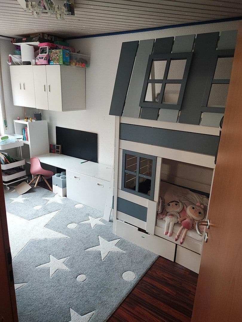 Prodej bytu 3+1 70 m², Plochingen, Bádensko-Württembersko Prodej bytu 3+1 70 m², Plochingen, Bádensko-Württembersko