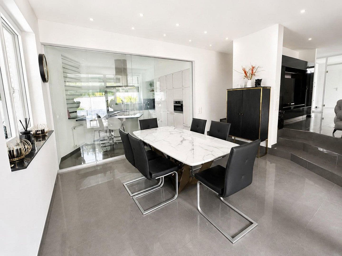 Prodej domu 258 m², pozemek 1.080 m², Welzheim, Bádensko-Württembersko Prodej domu 258 m², pozemek 1.080 m², Welzheim, Bádensko-Württembersko